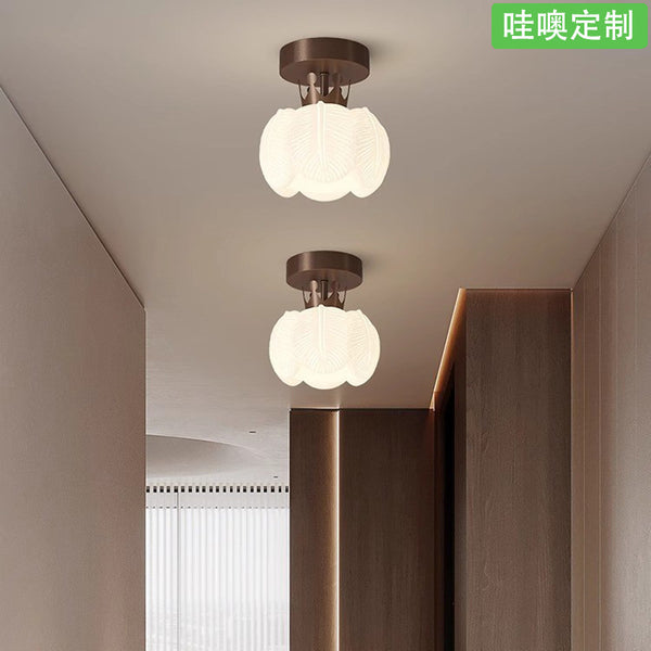 [Wow] Cream wind aisle corridor ceiling lamp creative flower wall lamp bedside chandelier simple modern chandelier