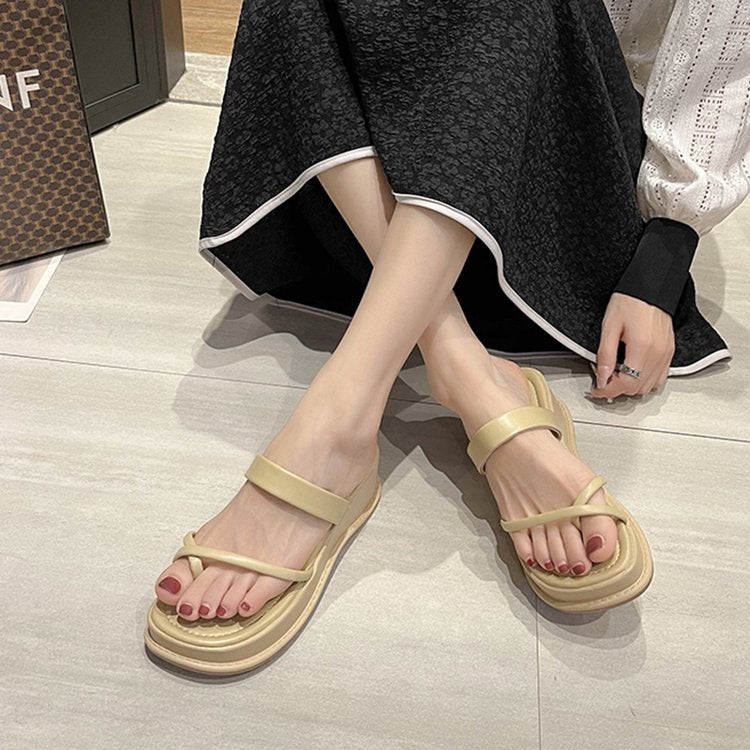Set of toe cool slippers for women's summer outer wear 2022 new square head pinch foot slippers wedge heel platform sandals for women wholesale