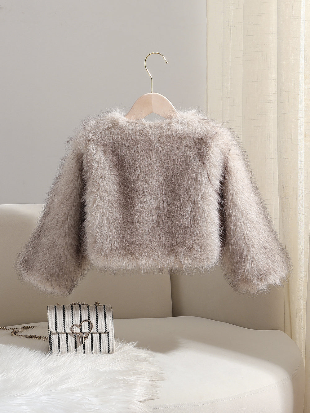 cross-border e-commerce hot seller: faux fur fashion warm hooded jacket