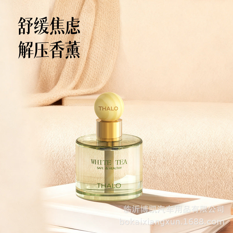Wholesale car aromatherapy round wood cover long-lasting fragrance car perfume odor eliminator unisex car air freshener light fragrance