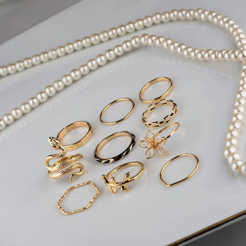 Korean-style wholesale rings, european and american cross-border jewelry, autumn and winter fashion floral statement rings, unique exaggerated snake-shaped stacked rings