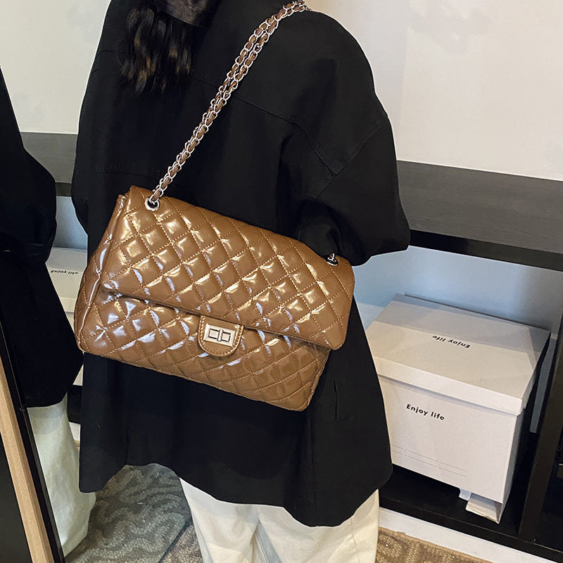 Rhombus chain bag women's bag 2025 new fashionable large-capacity commuter shoulder bag casual versatile messenger stray bag