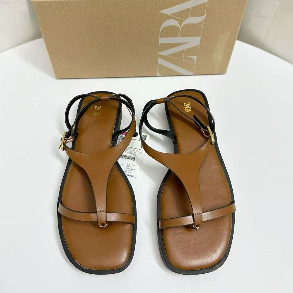 2025 summer heel sandals french retro one strap clip toe roman flats niche versatile summer essentials