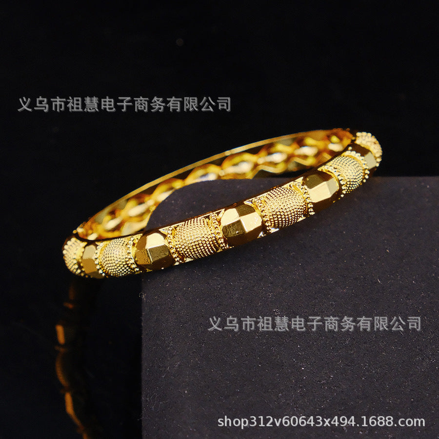 Exquisite middle eastern women's carved bangle, gold-plated copper bracelet, wedding jewelry gift for dubai newlyweds and parties