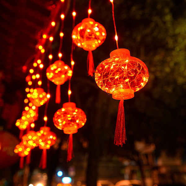 Directly from the manufacturer Spring Festival New Year tassel red lanterns curtain lights decoration home balcony courtyard Chinese New Year decorative lights
