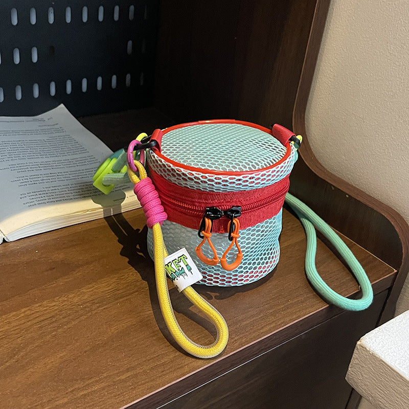 Cross-border exquisite super-fire hollow bag women's 2025 new summer versatile messenger bag mini change bag mouth red envelope