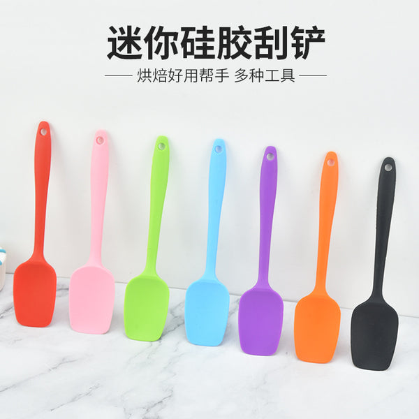 Silicone Shovel Household Handmade DIY Baking Tools Shovel Butter Spatula Cake Cream Scraper Silicone Shovel