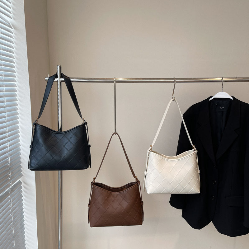 Rhombus small bag women's bag 2025 summer new trendy Korean version versatile shoulder bucket bag Internet celebrity fashion messenger bag