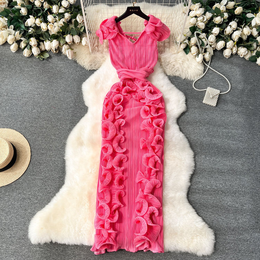 High-end banquet dress, premium affordable luxury, niche pleated three-dimensional ruffle trim, slim-fit long elegant dress for women