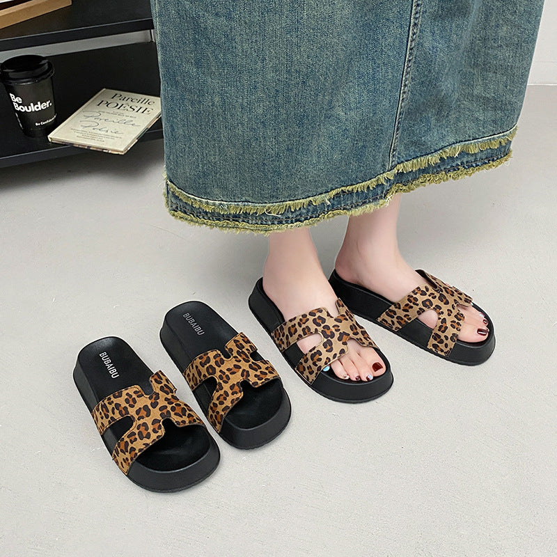 Women's summer sandals & slippers - new thick-soled leopard print h-strap comfortable non-slip foreign trade flip-flops