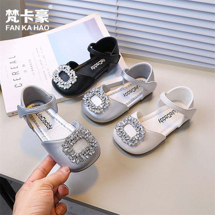 Girls' princess shoes soft sole summer new fashion kids' shoes rhinestone toe cap chanel style sandals student beach shoes