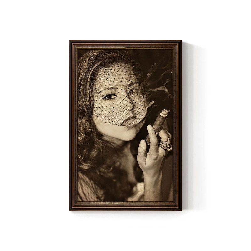 Cigar bar hanging painting American retro beautiful woman bar KTV box wall decoration painting industrial style tobacco and alcohol shop mural