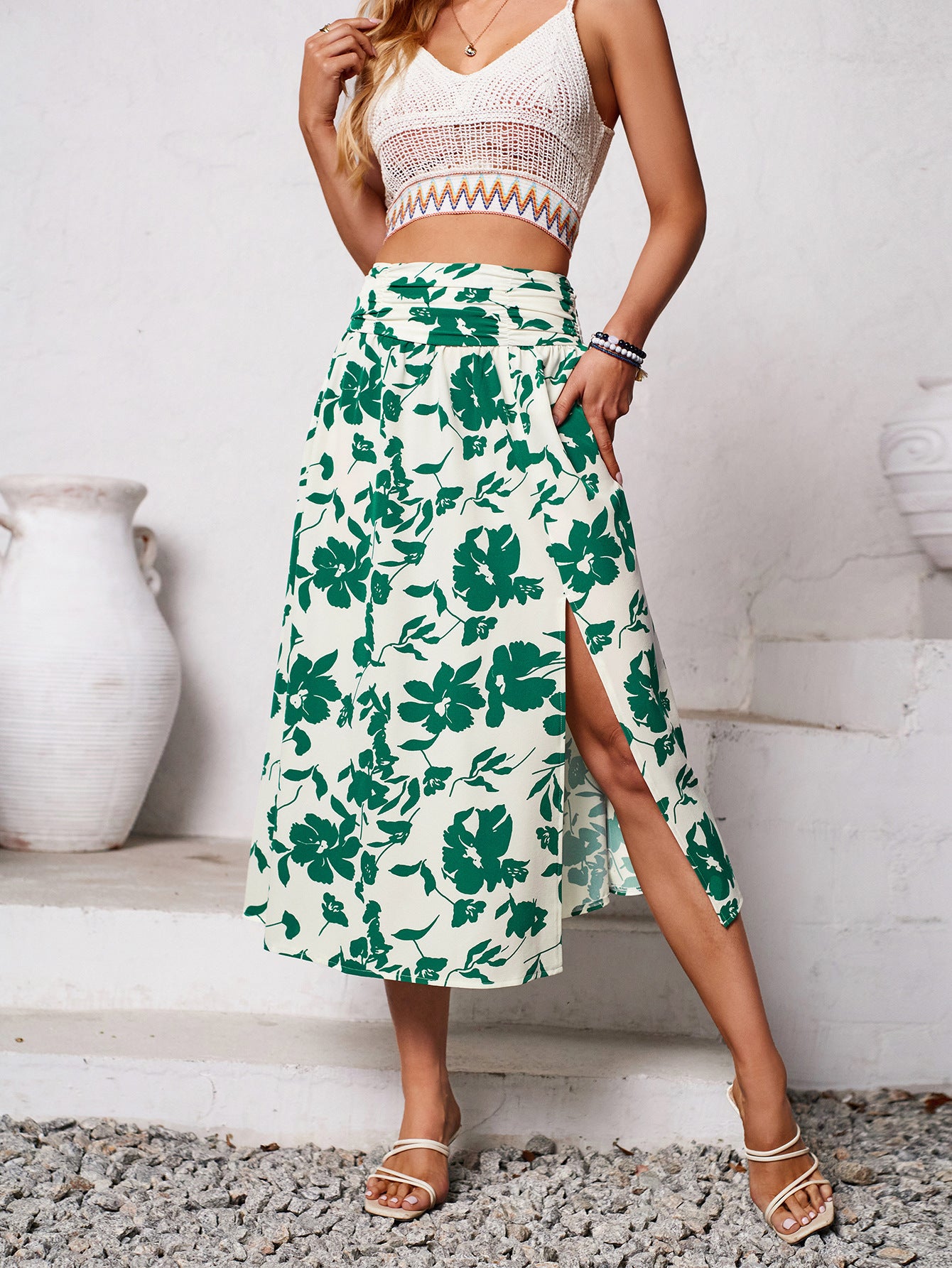 Shanuo independently designs and shoots new women's clothing in Europe, America,  summer casual collection, flower printing skirt