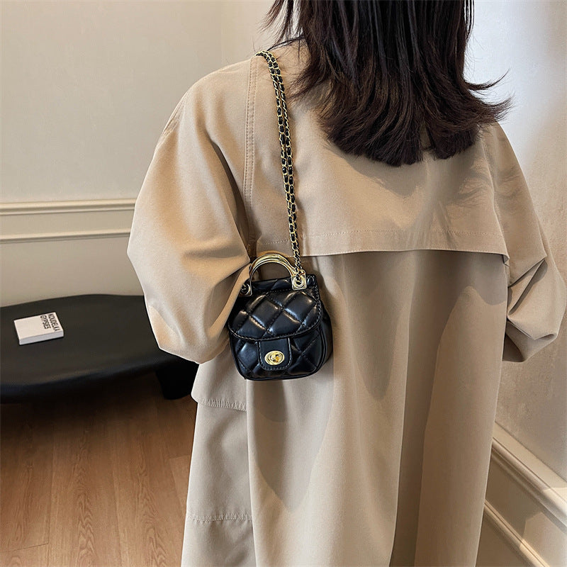 2025 new Korean version rhombus embroidery thread small square bag hanger handbag chain single shoulder crossbody small satchel
