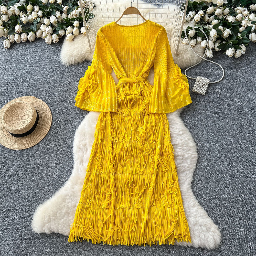 European and american style high-end flared sleeve dress - women's autumn raw edge 3d floral tie-waist midi dress - mature & chic