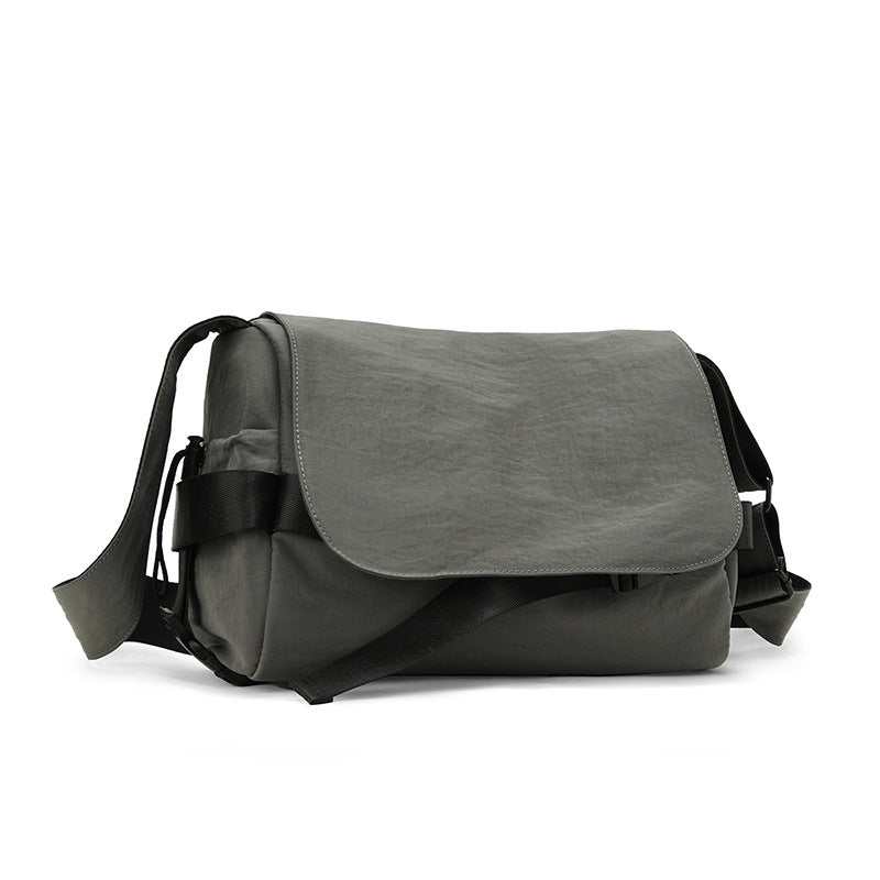 New men's messenger bag trendy college student large-capacity computer bag Japanese casual versatile small satchel shoulder bag