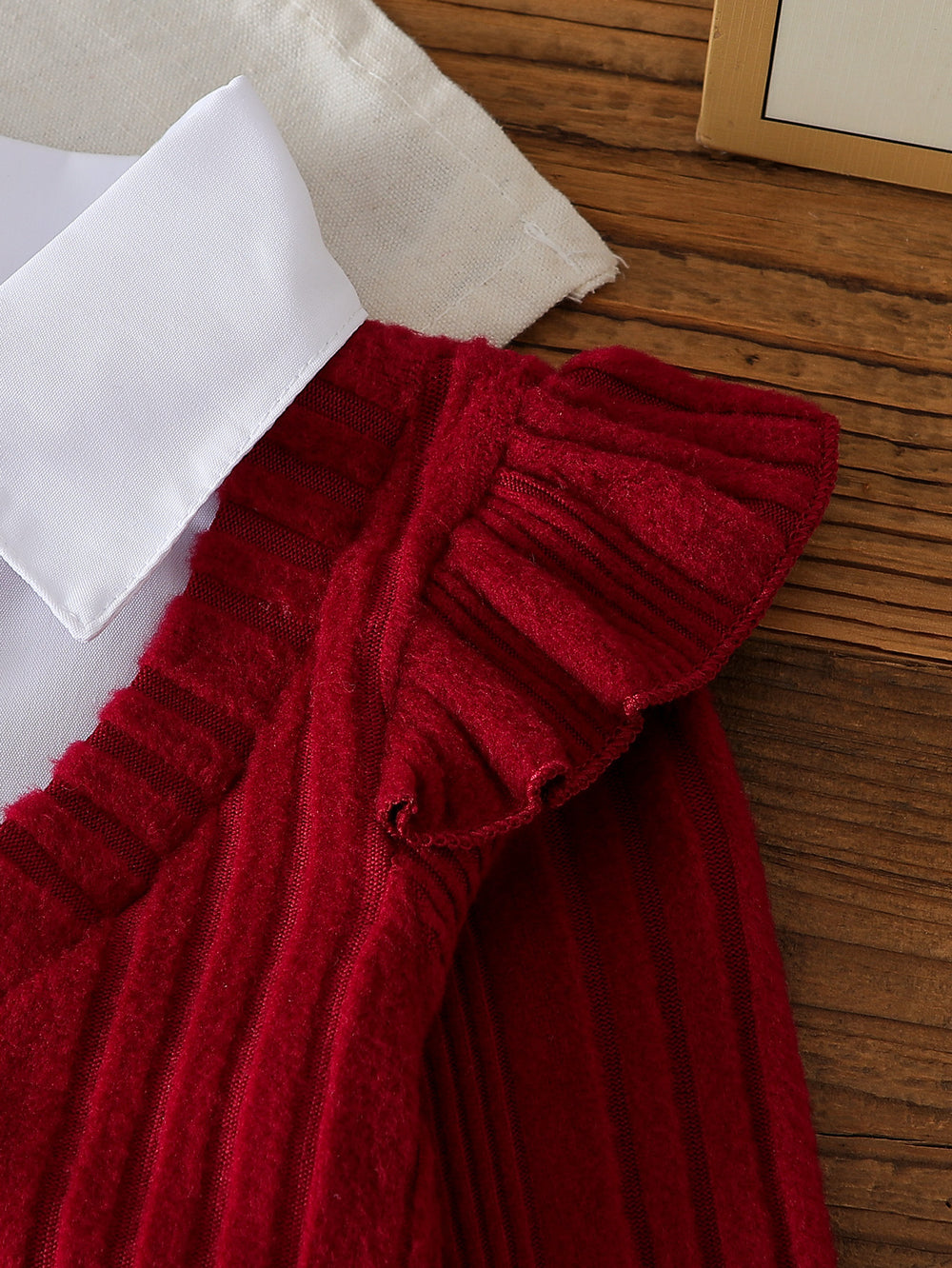 European and american cross-border new spring/autumn baby ribbed knit top with ruffle sleeves + embroidered strawberry denim pants two-piece set