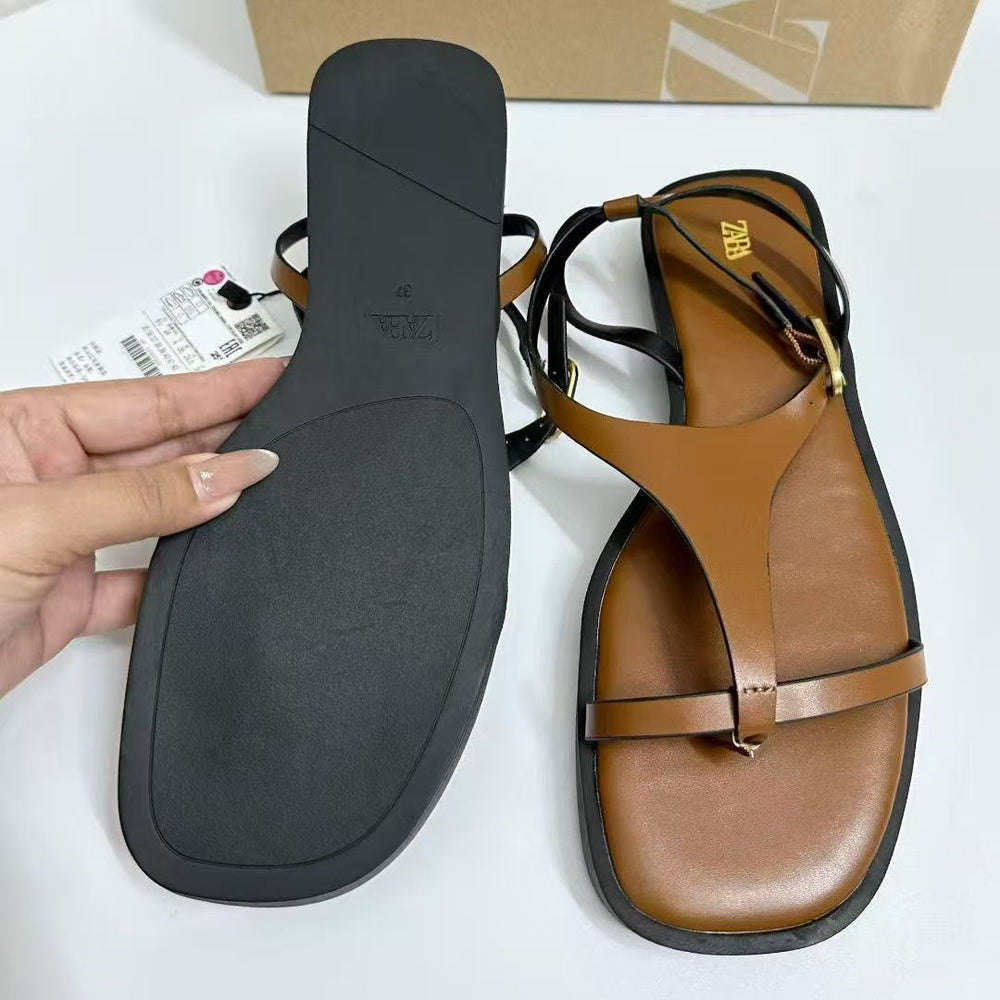2025 summer heel sandals french retro one strap clip toe roman flats niche versatile summer essentials