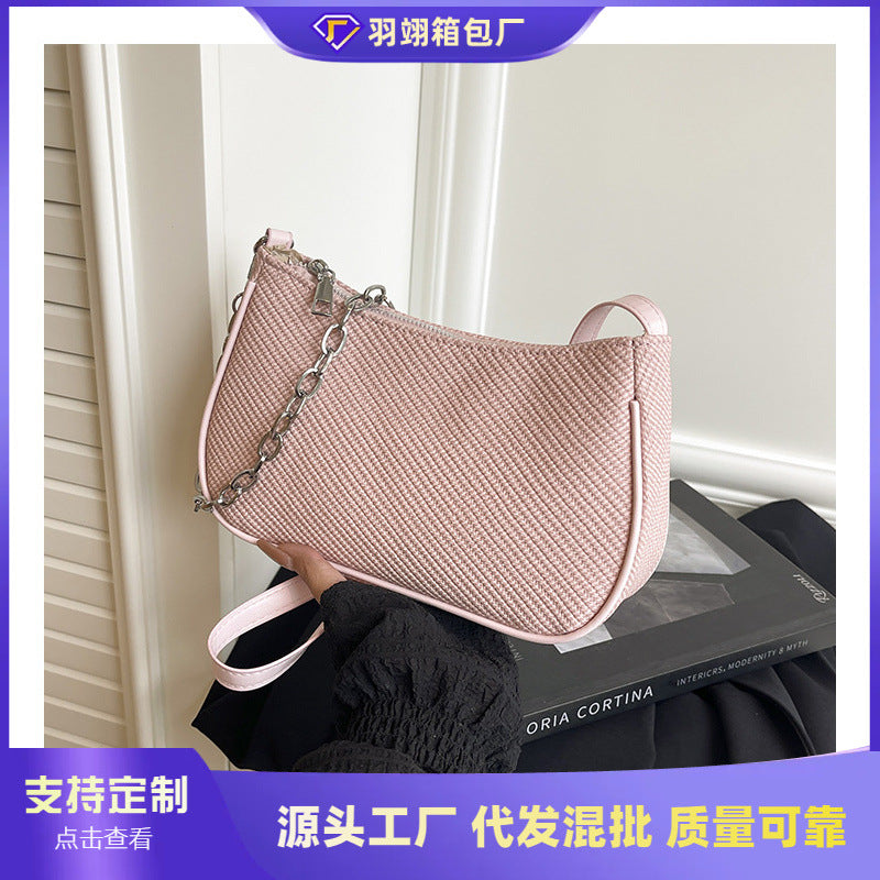 Cross-border large-capacity bag women's summer 2025 new versatile leisure chain messenger bag Korean version of work commuter bag
