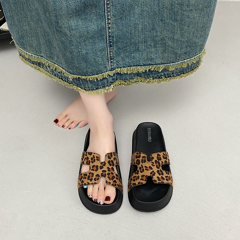 Women's summer sandals & slippers - new thick-soled leopard print h-strap comfortable non-slip foreign trade flip-flops