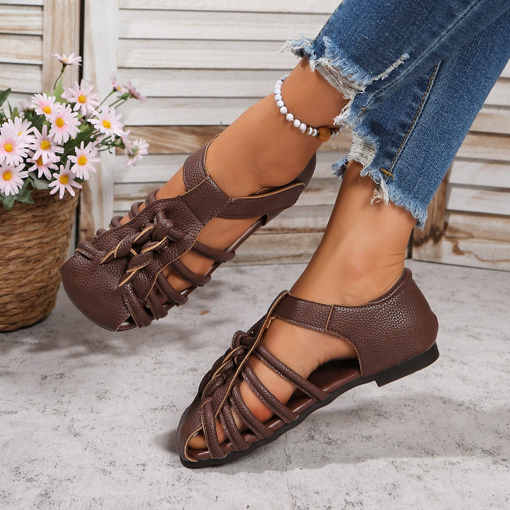 2026 summer new arrivals: woven round-toe breathable hollow-out retro sandals - comfortable, lightweight roman style women's footwear for cross-border e-commerce