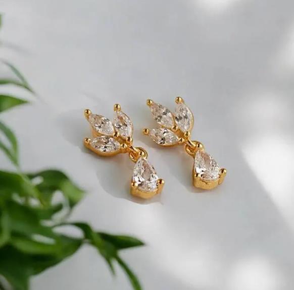 Korean style new fashion elegant copper stud earrings women's earrings high-end inlaid zircon teardrop round pendant earrings