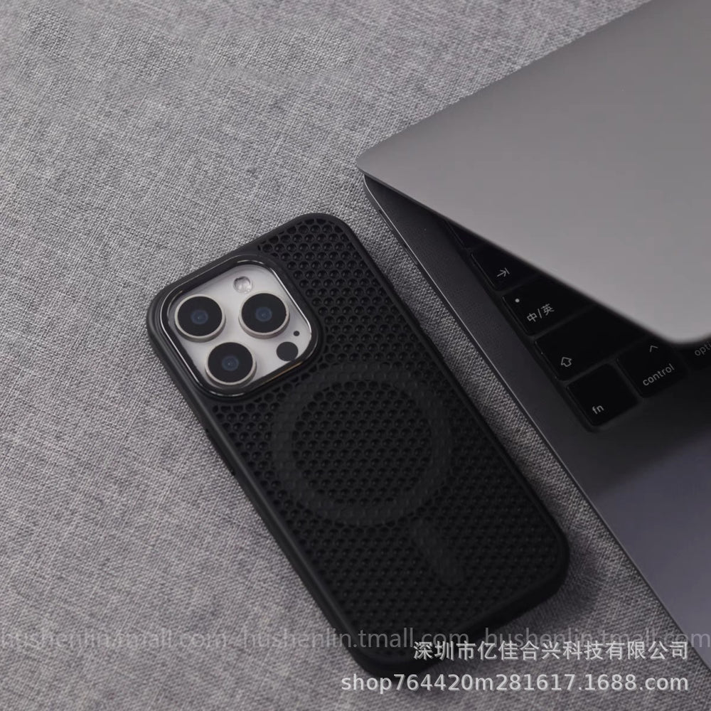 Metal lens cooling magnetic suction suitable for iphone16e mobile phone case magsafe skin-feeling mesh apple 15/14