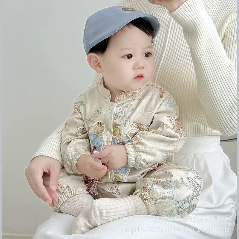 Autumn baby new chinoiserie one-piece newborn baby clothes spring autum outing full moon 100 days one year old haya trendy