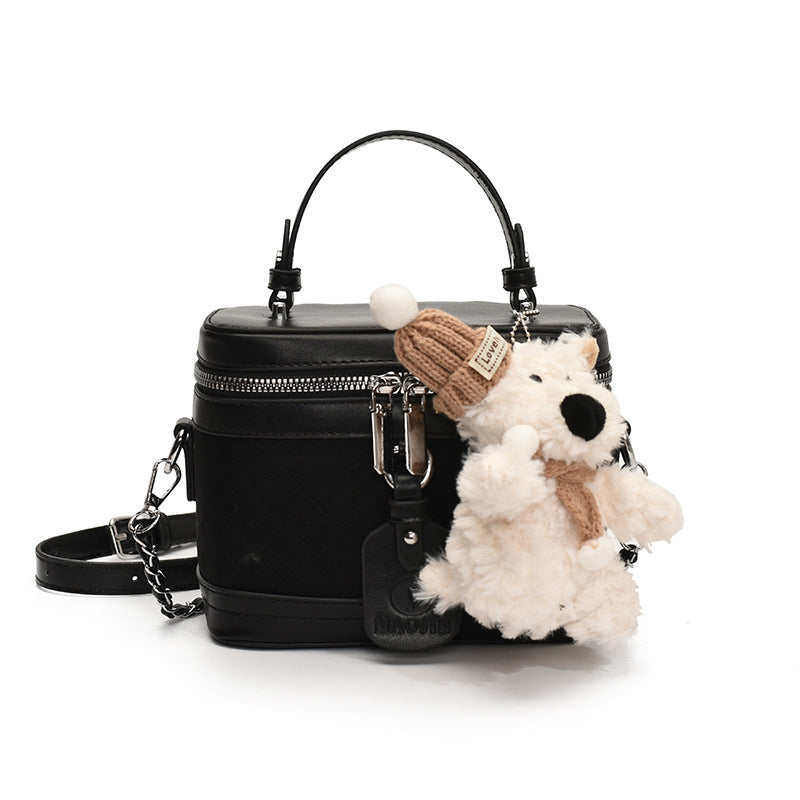 2025 new women's bag Internet celebrity weaving light luxury Internet celebrity box bag texture commuter shoulder bag fashion bag