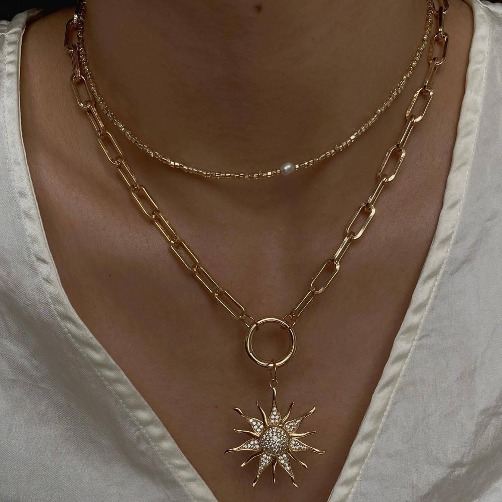 European and american cross-border sunflower pendant necklace - women's light luxury, high-end, diamond-studded geometric sweet & cool beaded choker necklace wholesale