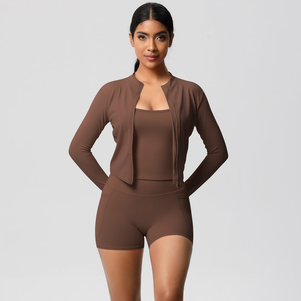 Cloud-feel outdoor leisure sports three-piece set: high-waisted, tight-fitting, pocketed, quick-dry yoga, pilates, running, and fitness apparel