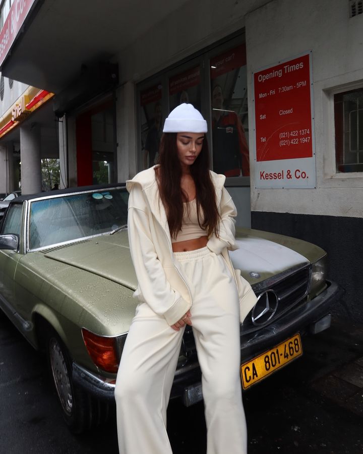 European and American Independent Station New Women's Suit Casual Hooded Long Sleeve Sweater Cardigan Pants Suit Fashion Suit Women