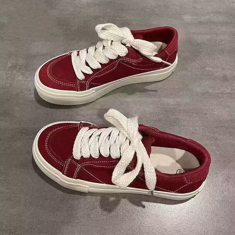 Bright red canvas sneakers for women, new autumn 2026 collection, versatile student shoes, women's chunky sole breathable lightweight niche skate shoes