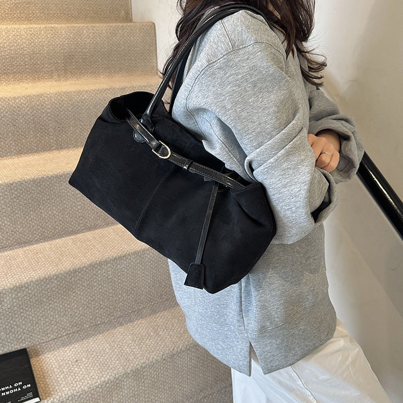 Retro fashion tote bag women's 2025 autumn and winter new large-capacity casual shoulder bag premium underarm bag