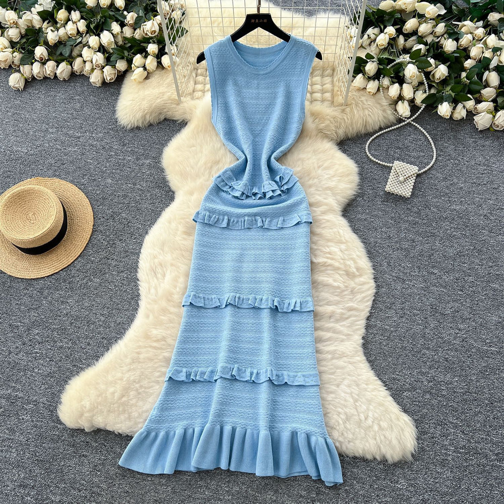 Korean style minimalist sleeveless knit dress - women's summer slimming, figure-flattering, ruffle-trimmed, luxurious, and stunning maxi dress
