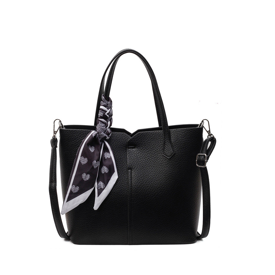 Cross-border popular bags this year, women's 2025 new niche portable bucket bags, versatile shoulder messenger bags