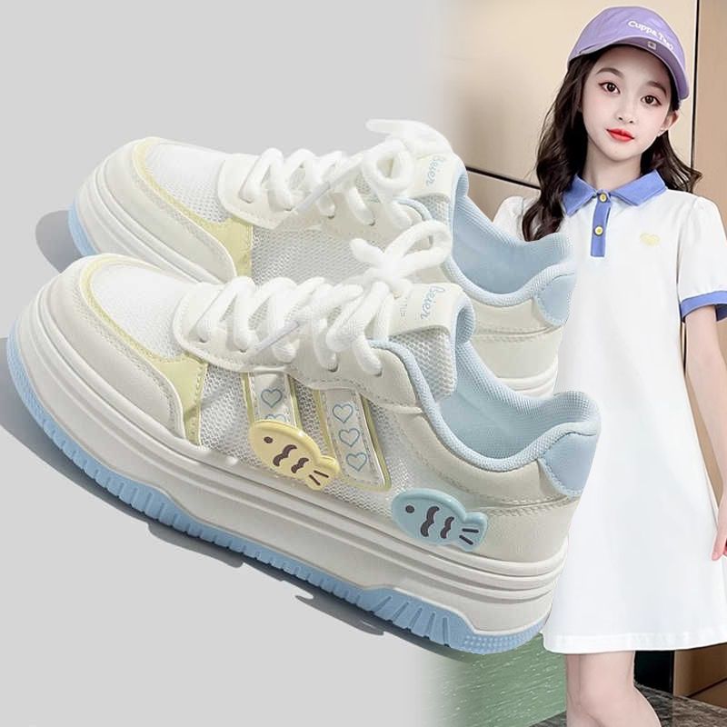Girls' athletic shoes - new autumn  collection: breathable mesh sneakers, white shoes, student skate shoes for mid-to-large children and kids