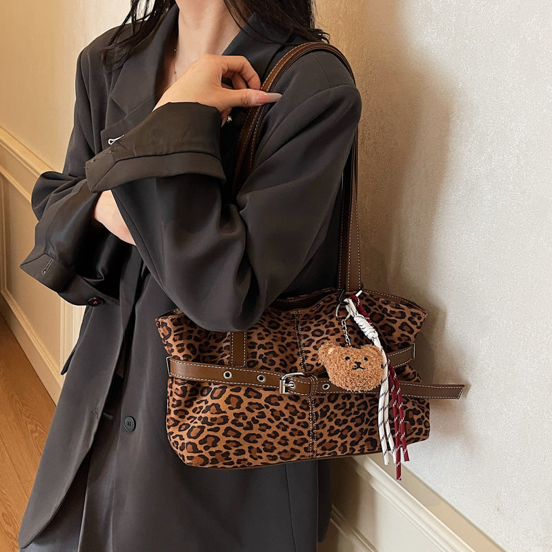 2025 new autumn/winter women's retro leopard print handbag - versatile shoulder bag, light luxury texture, perfect for work and commuting