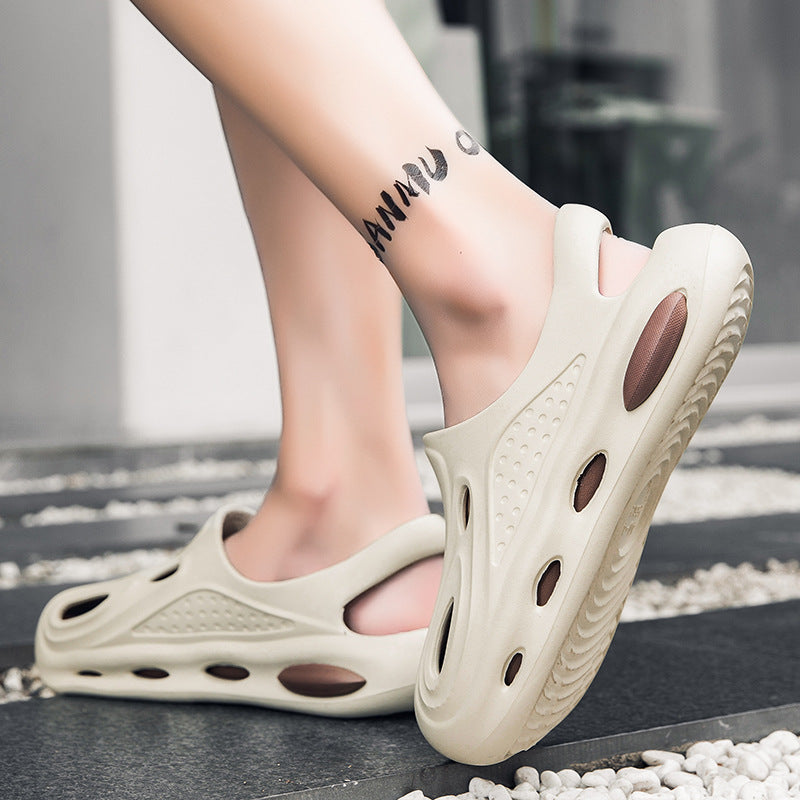 Cross-border live 2025 new hole shoes men's summer ins tide hollow Internet celebrity beach personality sandals beach shoes