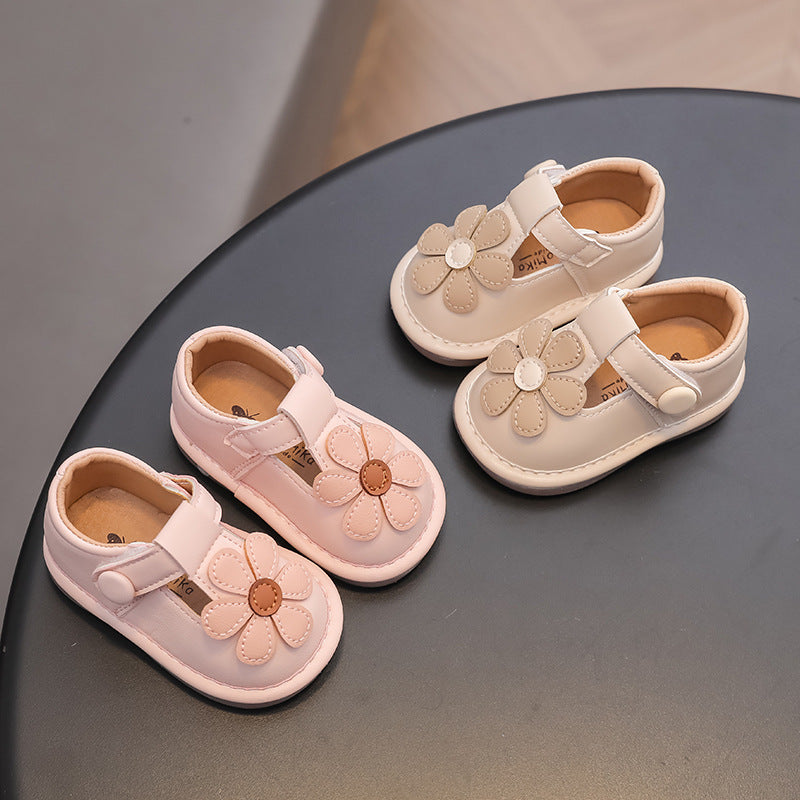 Autumn new baby flats 0-1-2 years soft sole first walker shoes girls princess style squeaky shoes outdoor baby shoes