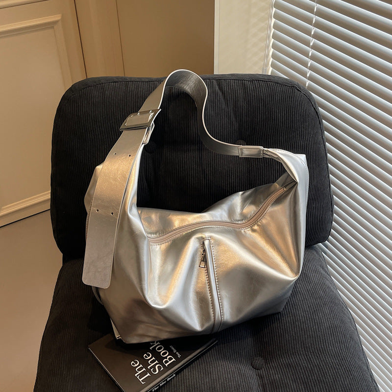 Foreign order retro fashion large capacity women 2025 new texture versatile foreign style shoulder messenger bag commuter dumpling bag