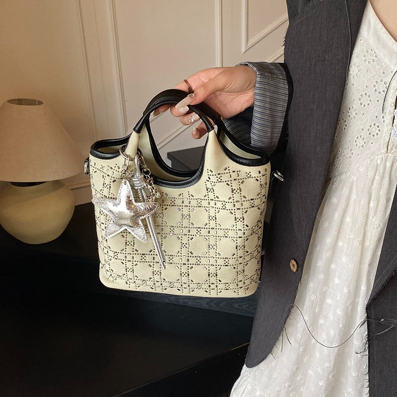 French underarm bag, high-end portable tote bag, commuter high-end sense, large-capacity women's versatile shoulder messenger bag bag
