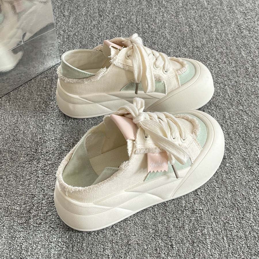 2026 new summer/autumn two-wear slip-on chunky sole canvas sneakers - women's student style, white shoes, versatile bread shoes