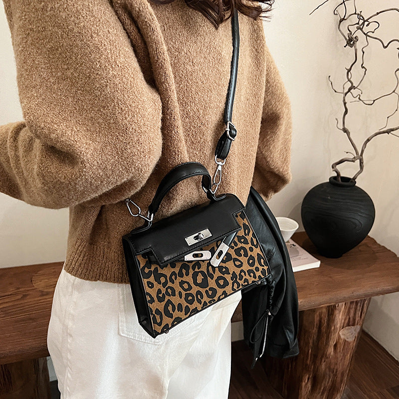 Niche retro leopard print Kelly backpack bag women's 2025 autumn new popular large-capacity shoulder messenger bag