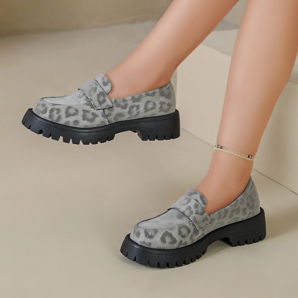 Wholesale women's chunky sole leopard print loafers -  spring/autumn new collection, british style, color block, round toe, plus size