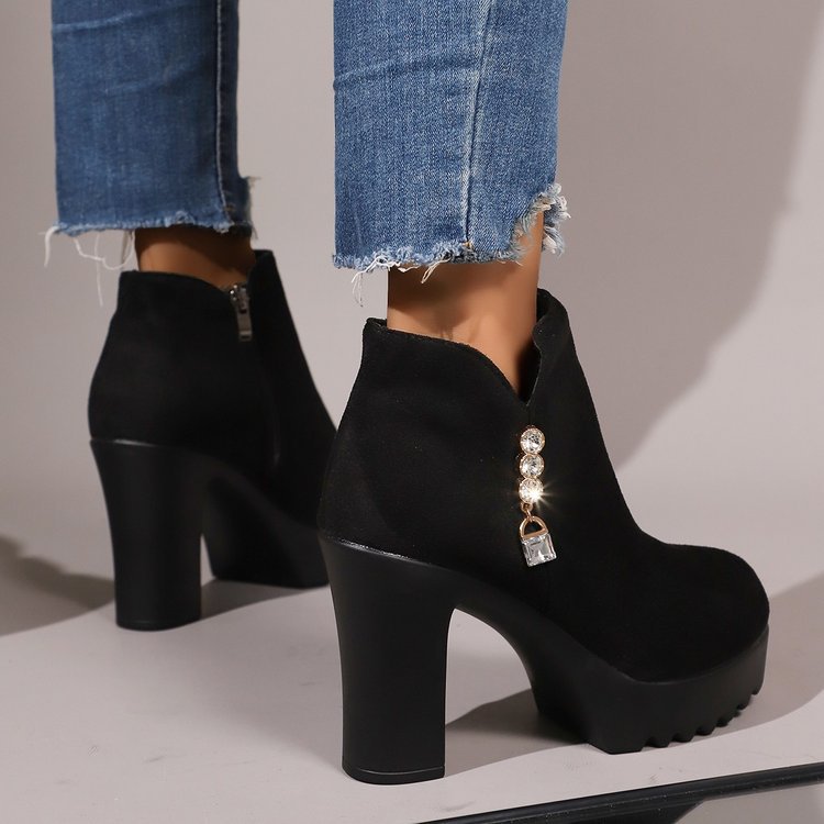 fall/winter new arrival: women's plus-size fleece-lined heeled ankle boots - wholesale available, dropshipping to  &  (0.5cm heel height difference)