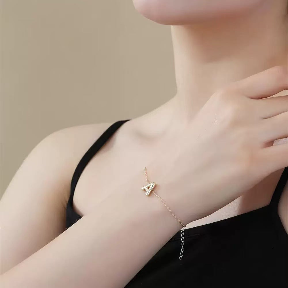 hot-selling 26-letter anklet for women, versatile minimalist creative ankle chain, niche initial beach style new anklet jewelry
