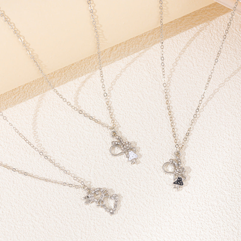 Strawberry necklace wholesale: european, american, and korean style minimalist ins rabbit pendant with diamond accents, enamel cartoon cute jewelry for women