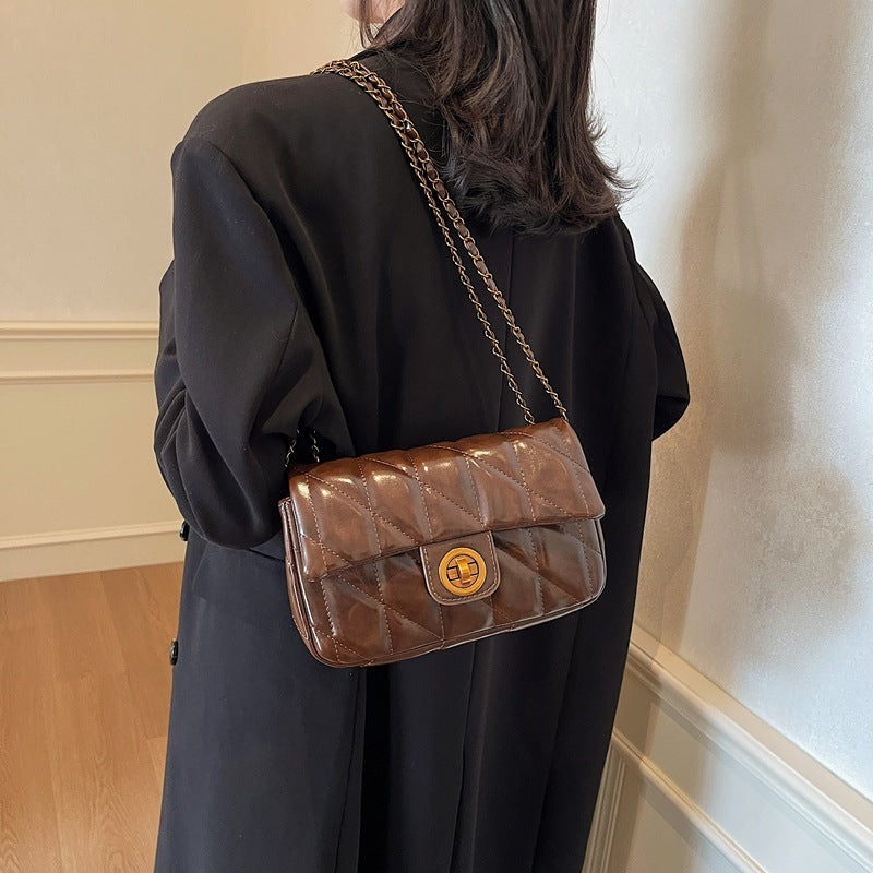 Small square bag women 2025 new trendy fashion diamond red chain shoulder messenger bag wholesale