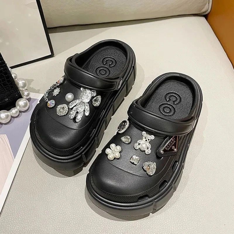 New platform clogs for women - trendy, slip-resistant, versatile, height-increasing, closed-toe, beach sandals for summer